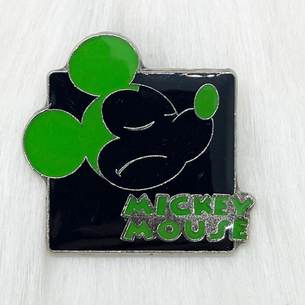 🔮 5/$25 Disney Mickey Expressions Hmph!‎ Pin